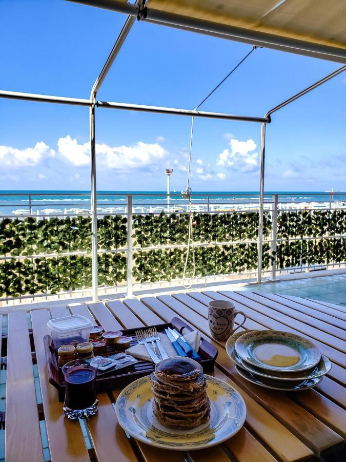Incantevole Casa Sul Mare Vicino A Roma Nettuno Buitenkant foto
