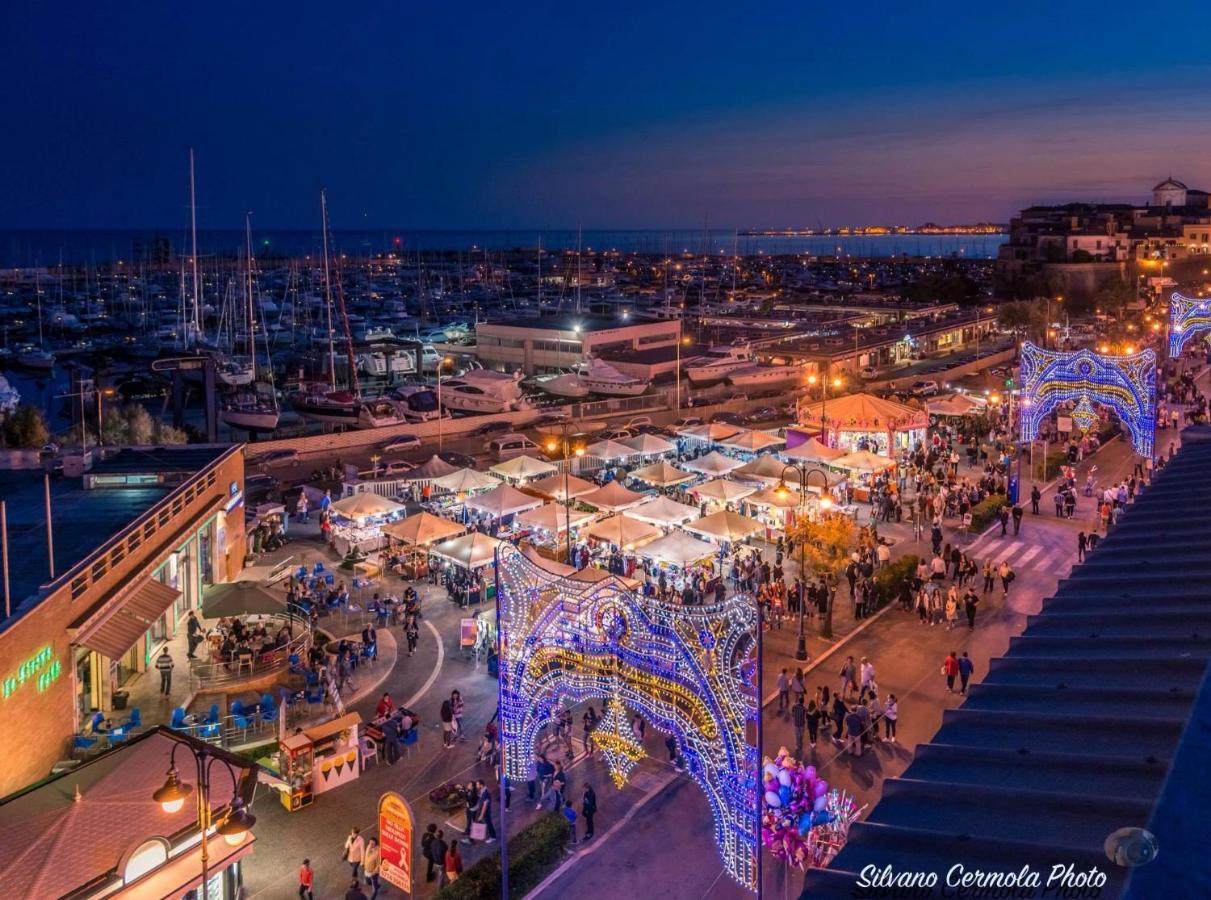 Incantevole Casa Sul Mare Vicino A Roma Nettuno Buitenkant foto