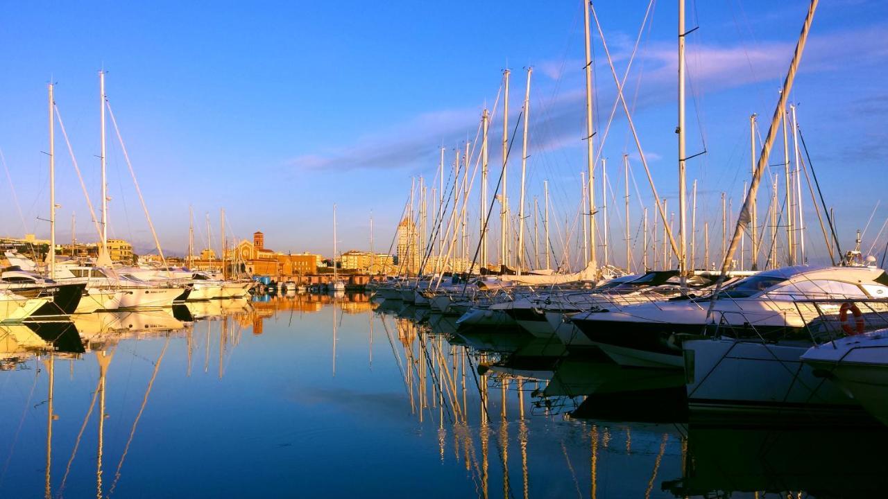 Incantevole Casa Sul Mare Vicino A Roma Nettuno Buitenkant foto